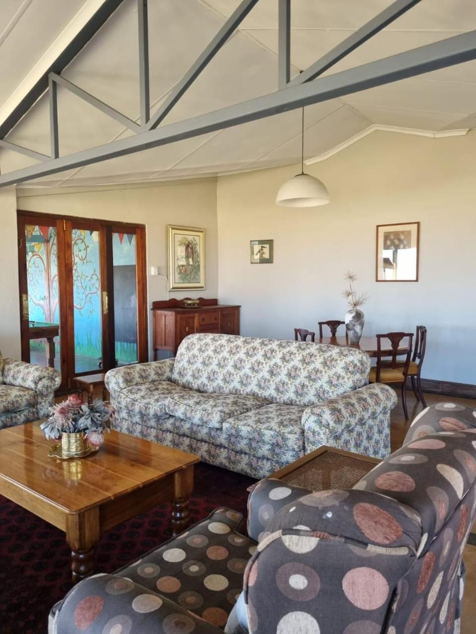 Drakensberg Mountain Retreat Guest House Bergville Exterior photo