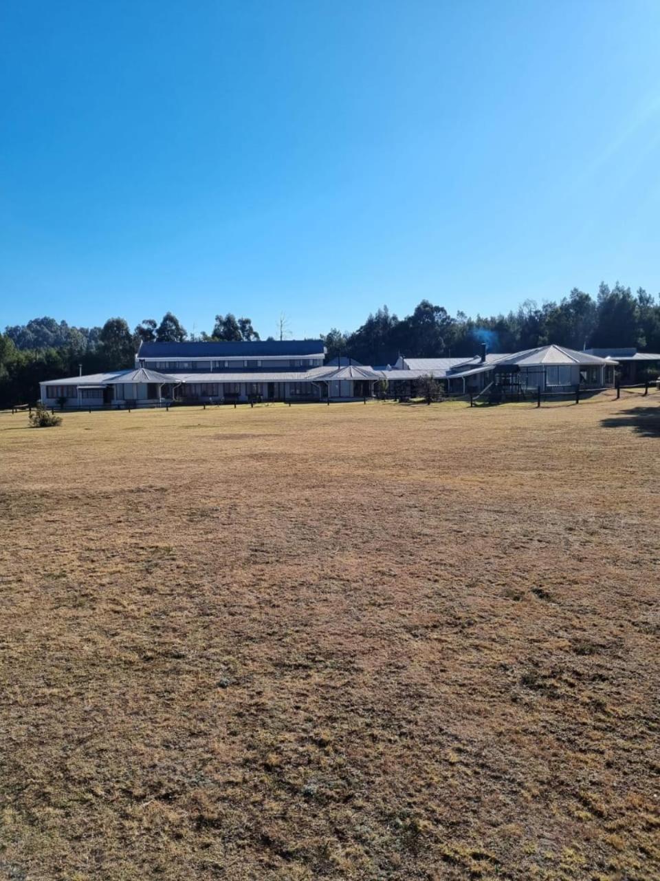 Drakensberg Mountain Retreat Guest House Bergville Exterior photo